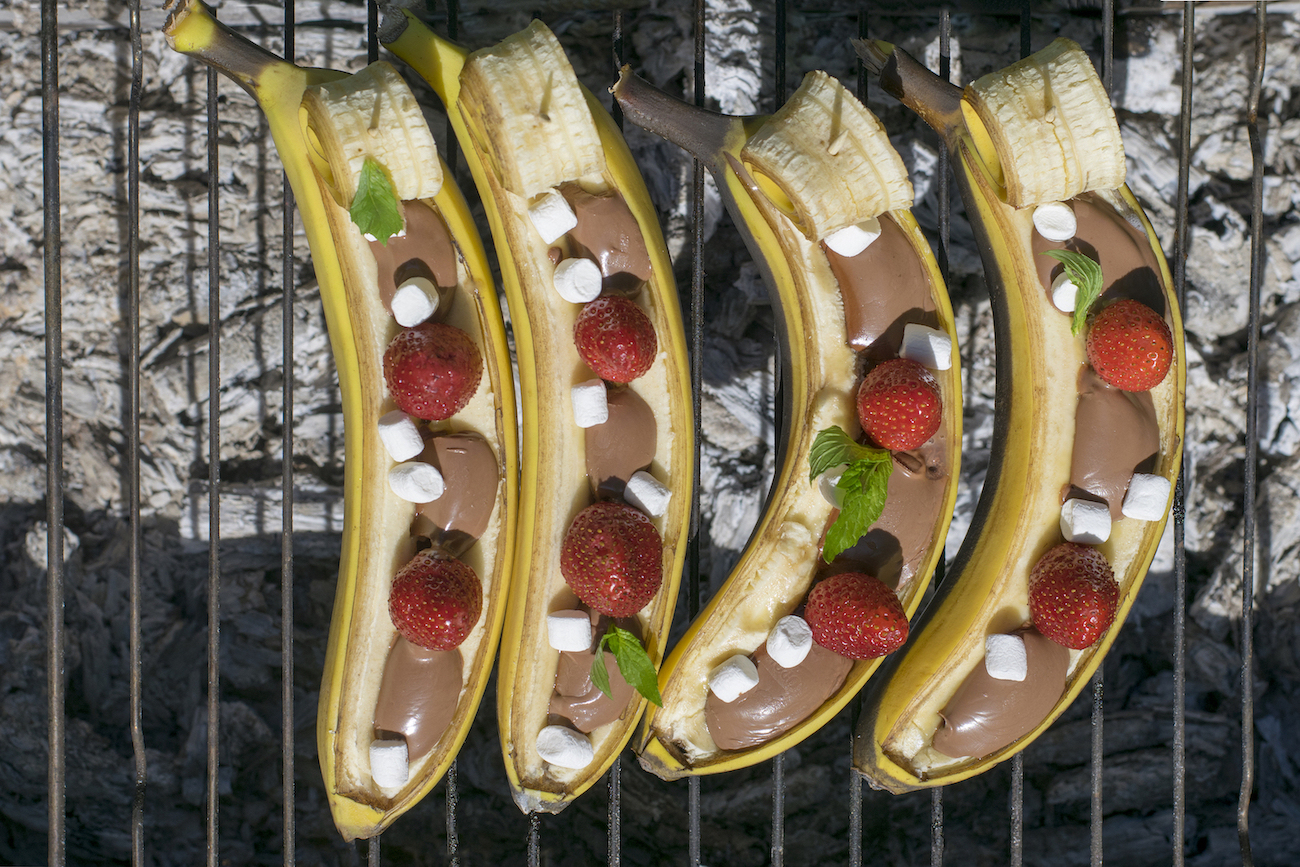 15 Minute Campfire Banana Boats